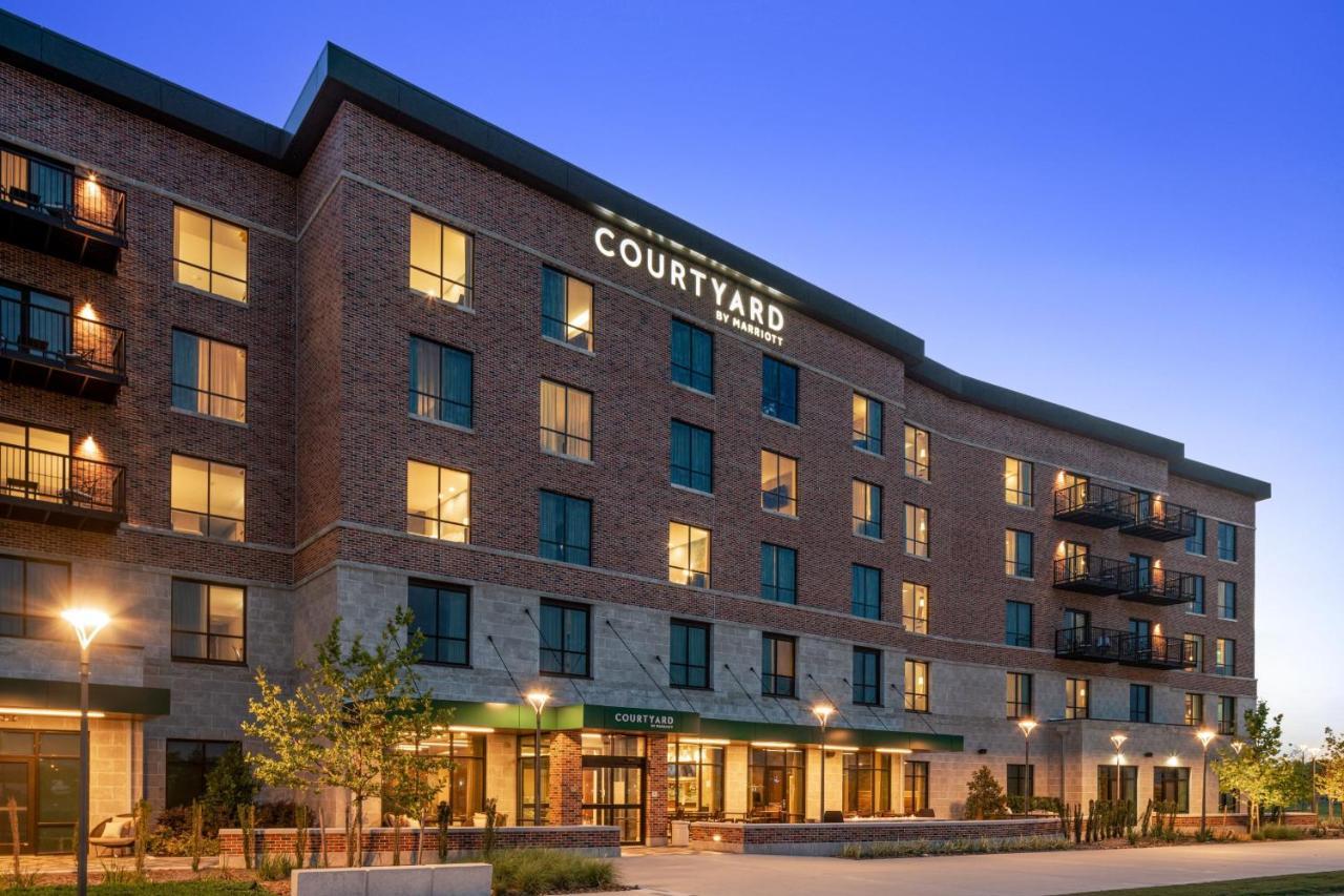 ホテル Courtyard By Marriott Houston Northeast エクステリア 写真