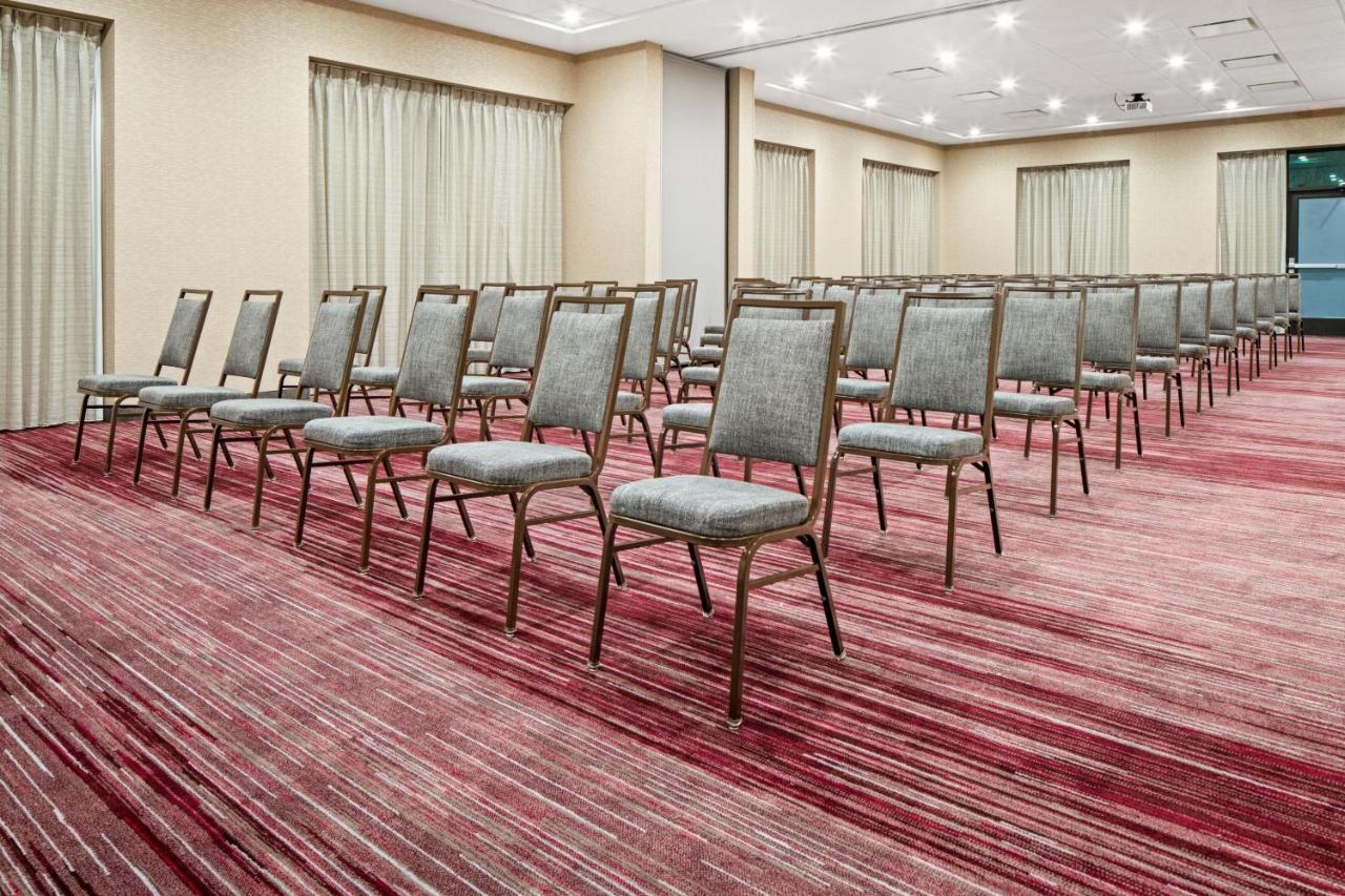 ホテル Courtyard By Marriott Houston Northeast エクステリア 写真